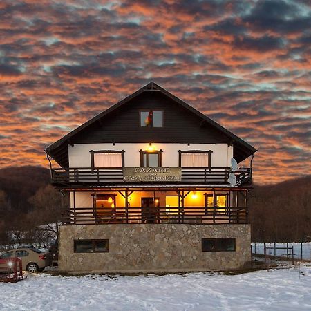Casa Georgescu Hotel Risnov Bagian luar foto