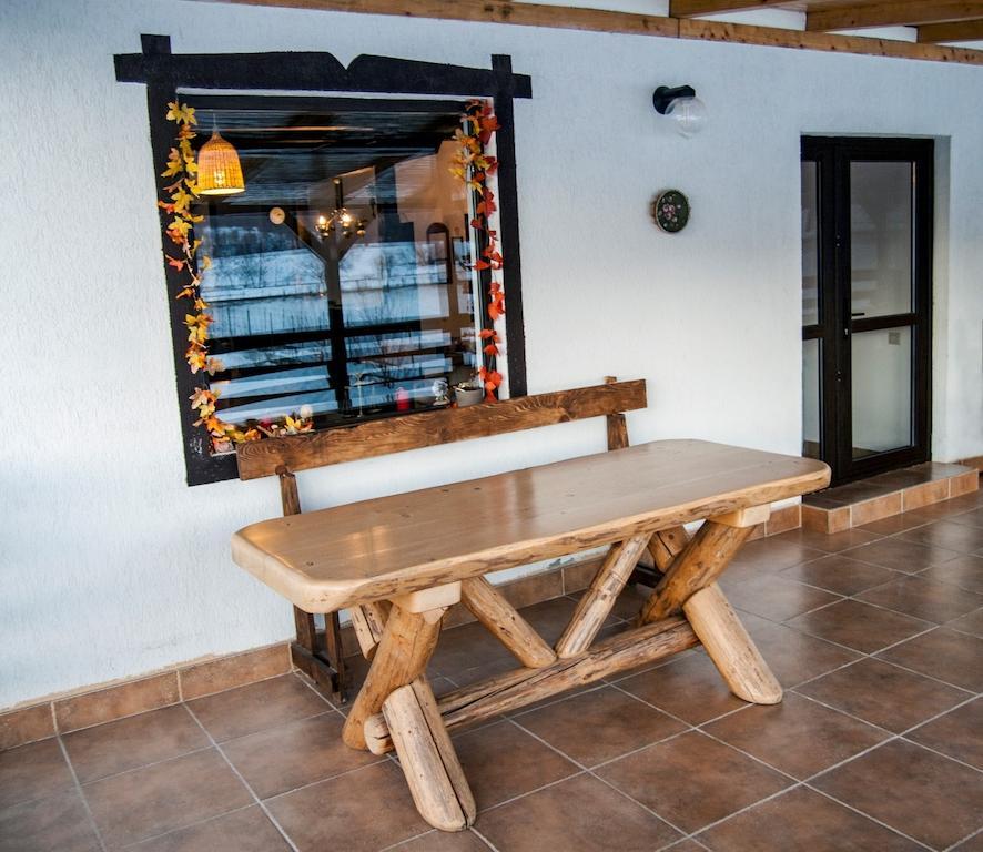 Casa Georgescu Hotel Risnov Bagian luar foto
